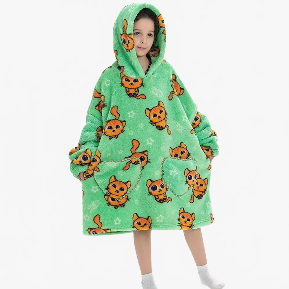 Poncho cosy pour chat roux ambiance chaleureuse-Poncho Passion