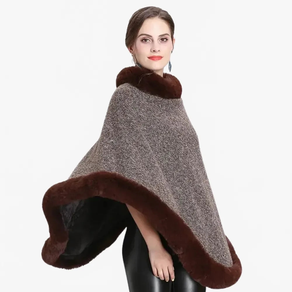 Poncho élégant avec bordure en fourrure pour l'hiver-Poncho Passion