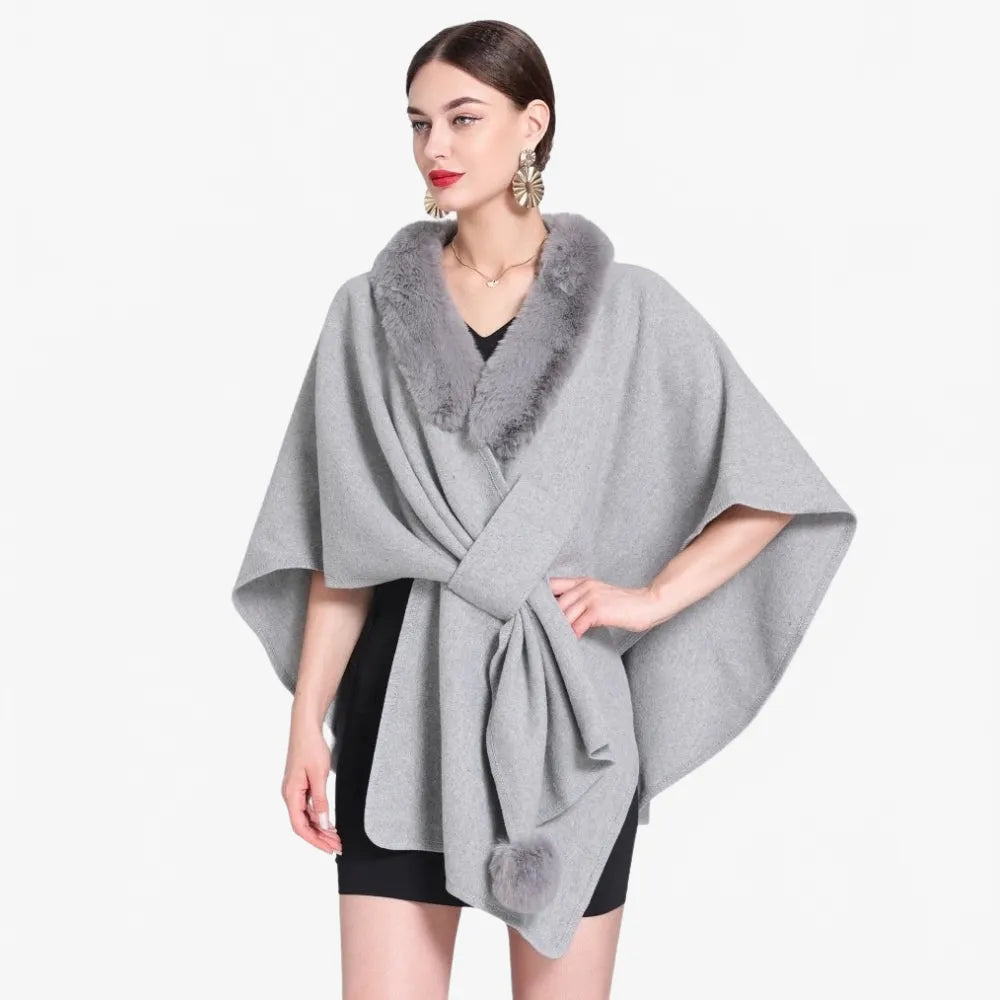 Poncho élégant col fourrure pour hiver femme-Poncho Passion