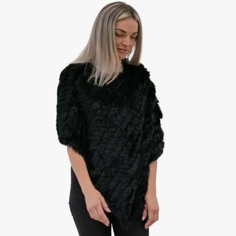 Poncho élégant noir en fausse fourrure pour femme-Poncho Passion