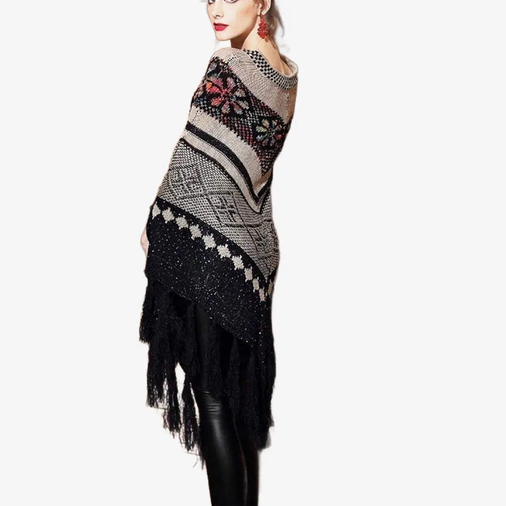 Poncho ethnique à franges pour un style bohème chic-Poncho Passion