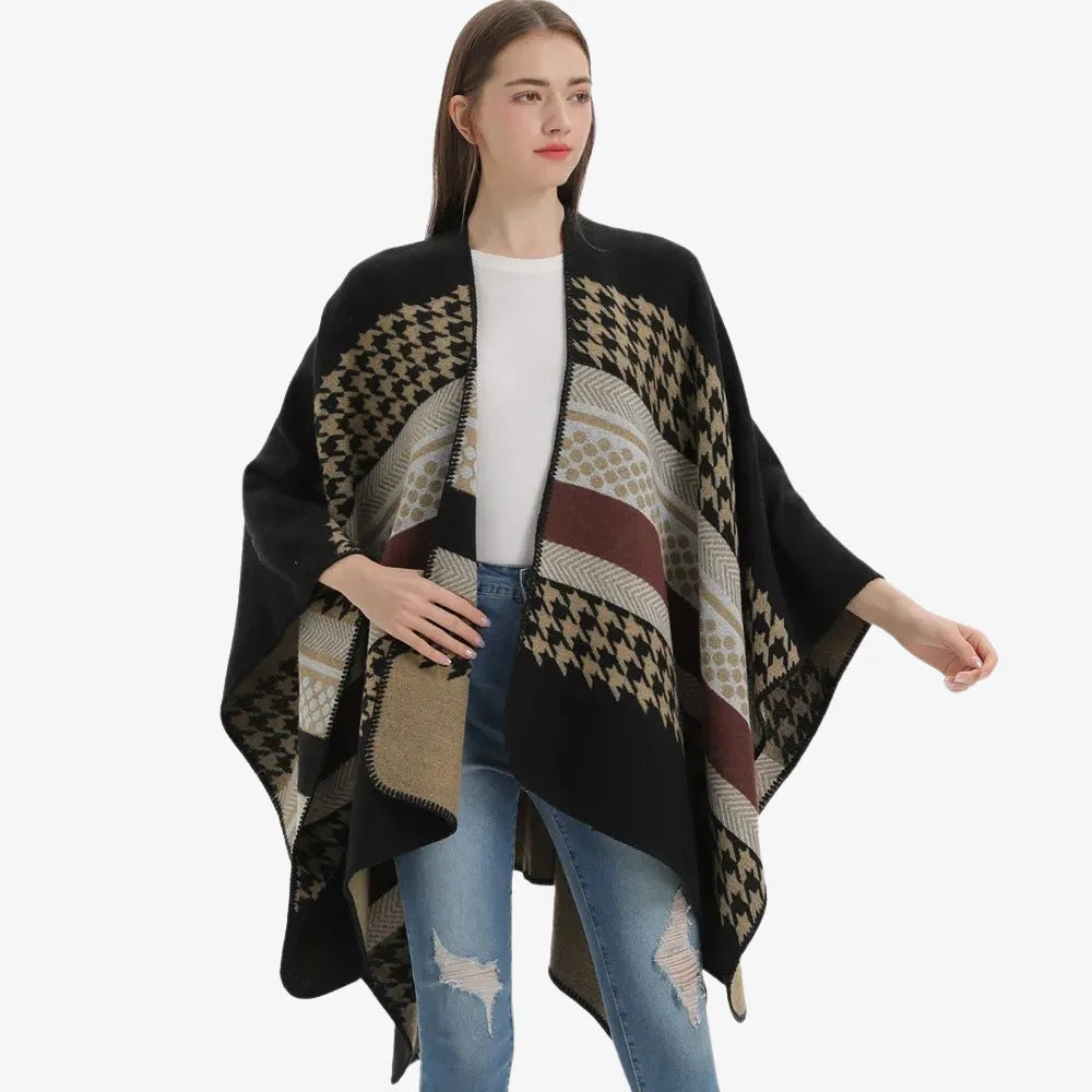 Poncho péruvien tendance pour femme avec motifs élégants-Poncho Passion