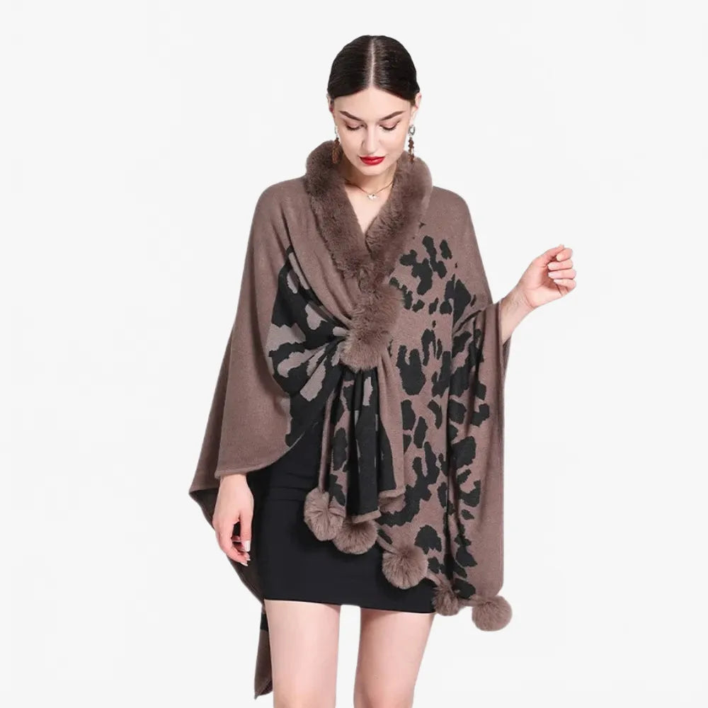Poncho tendance tacheté pour femme élégant et moderne-Poncho Passion